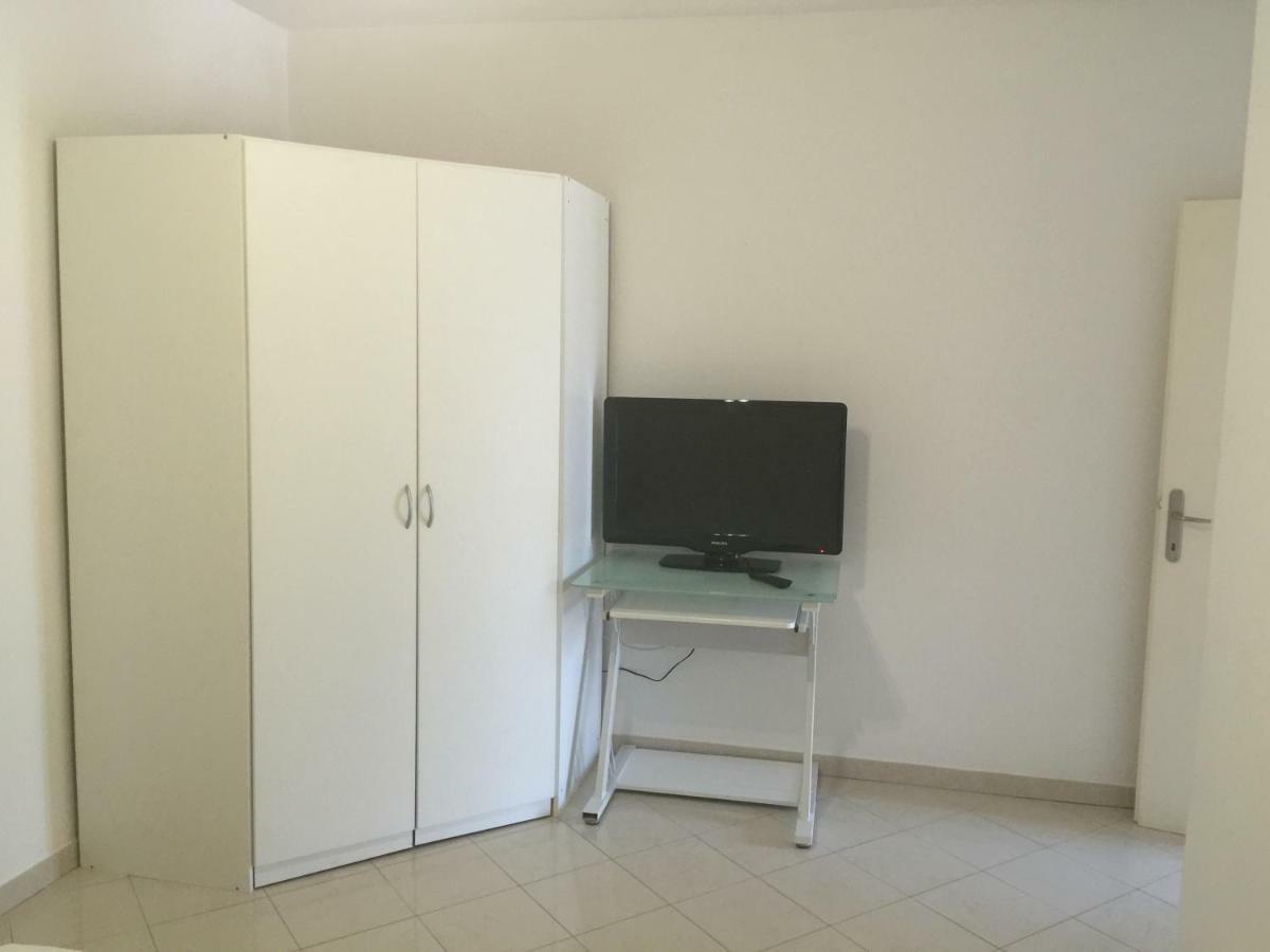 Apartmani Irena Jezevac 크르크 외부 사진