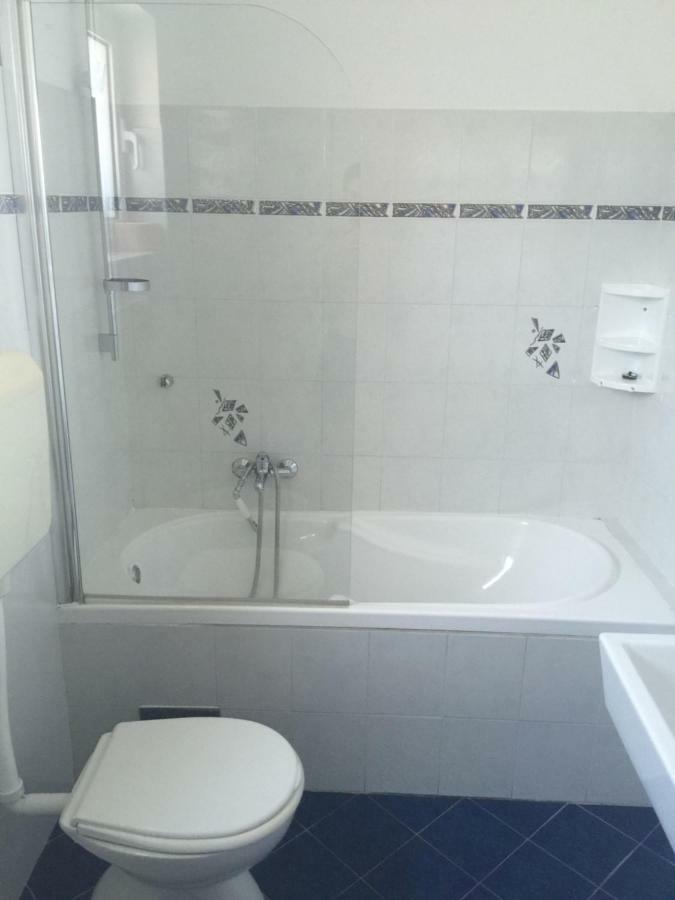 Apartmani Irena Jezevac 크르크 외부 사진