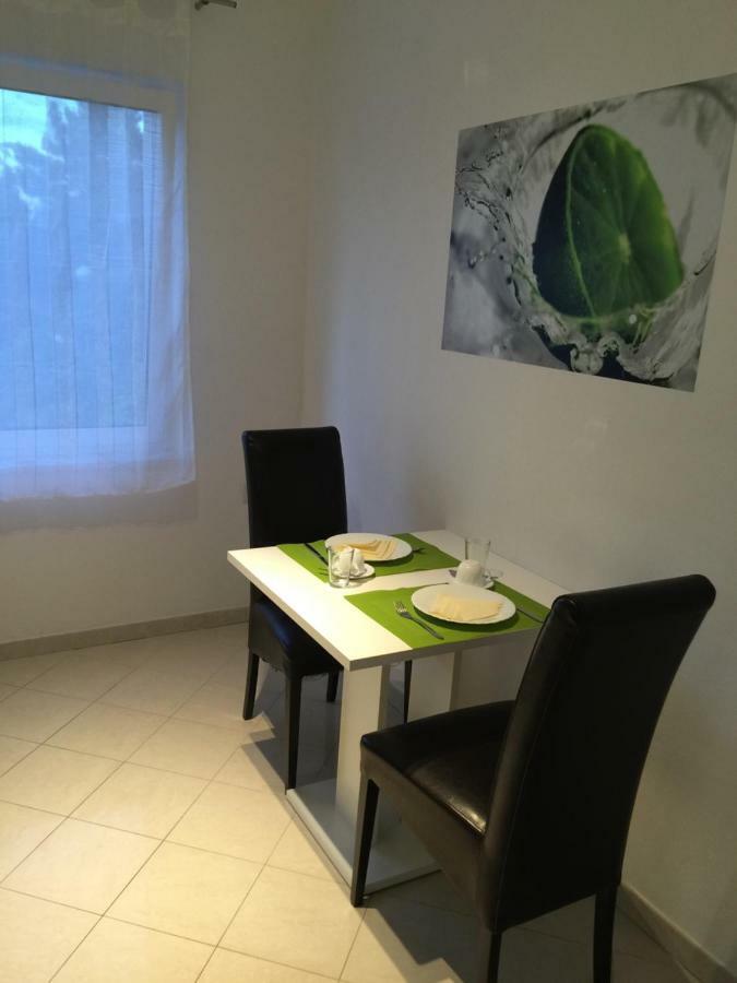 Apartmani Irena Jezevac 크르크 외부 사진
